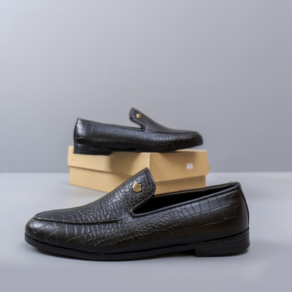 کالج پوست ماری مردانه رنگ مشکی مدل Efer