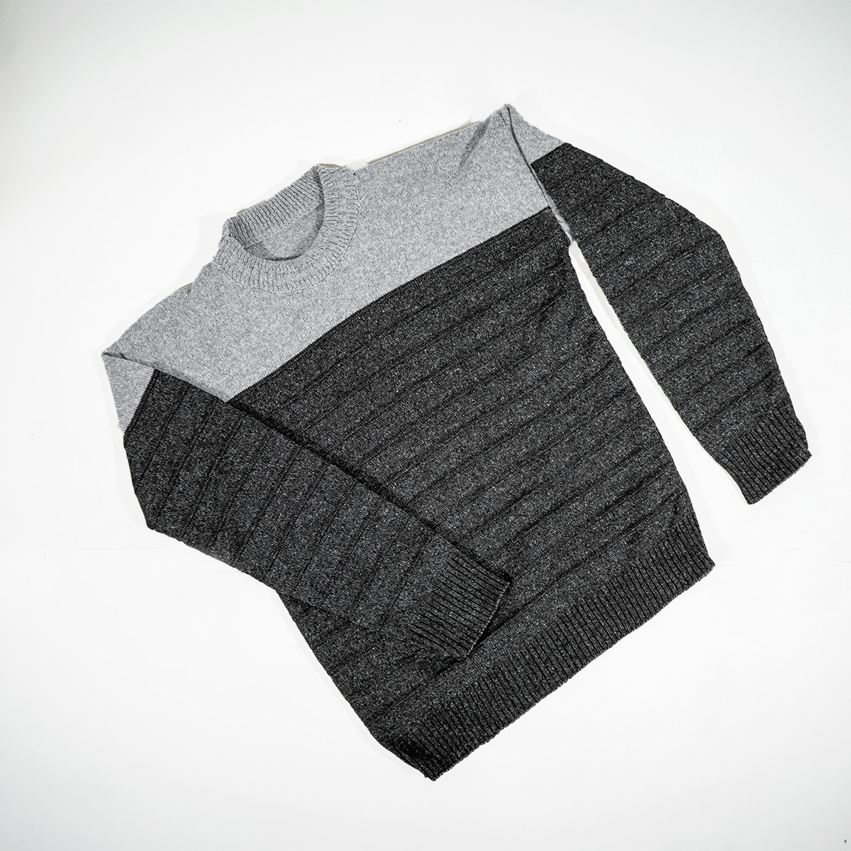 پلیور راه راه طوسی ذغالی مردانه مدلloman