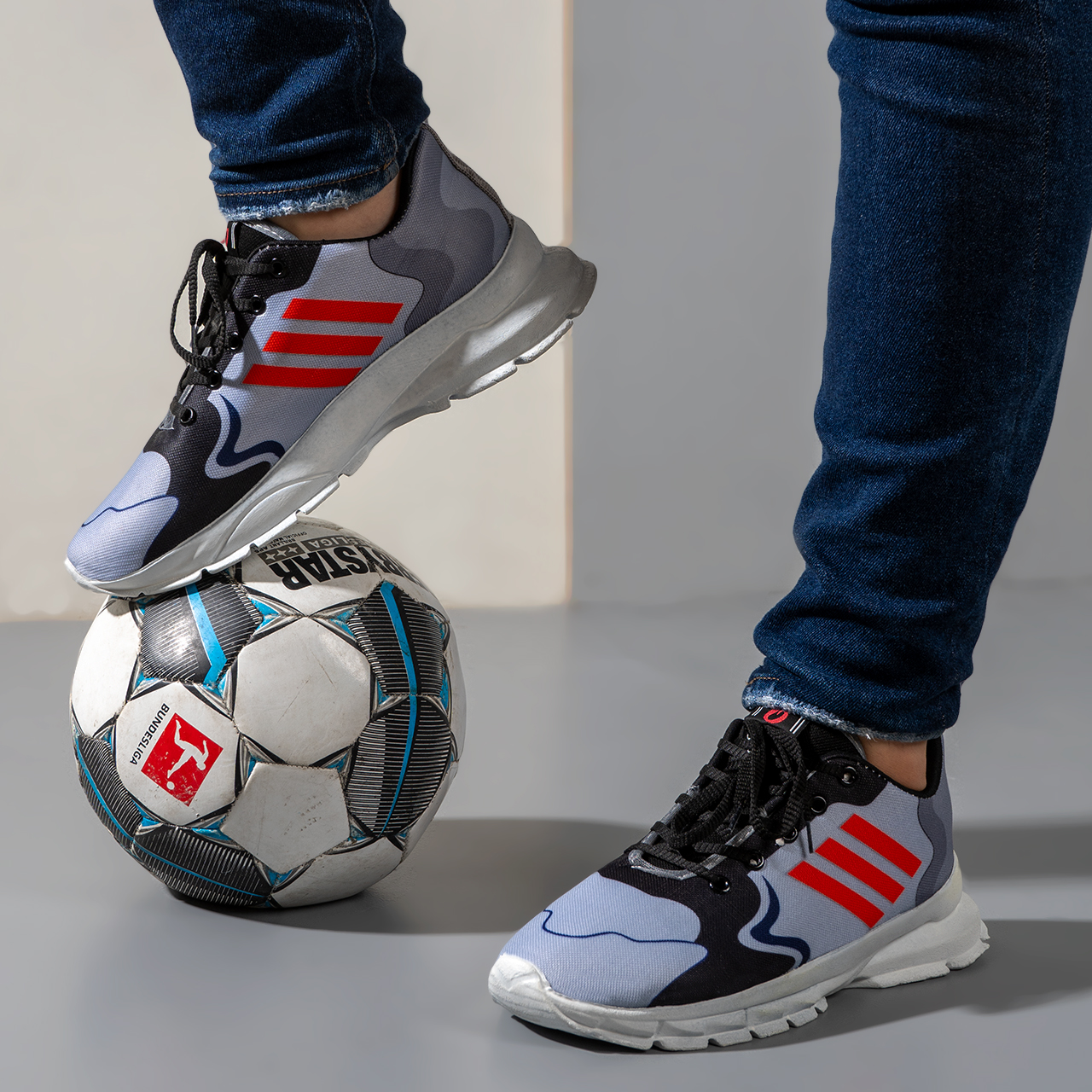 کفش ورزشی سه خط نارنجی-طوسی مردانه مدل Rw82