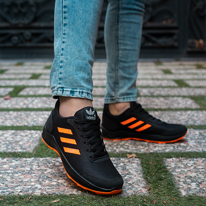 کفش ورزشی Adidas مردانه مشکی نارنجی مدل Matikan