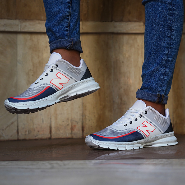 کفش ورزشی طوسی سفید نیو بالانس(T) مردانه مدل aroda