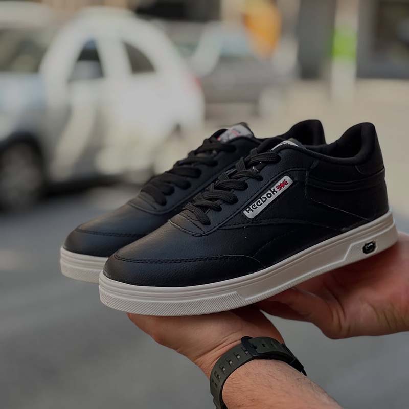 کفش ورزشی Reebok مردانه مشکی زیره سفیدمدل Flag