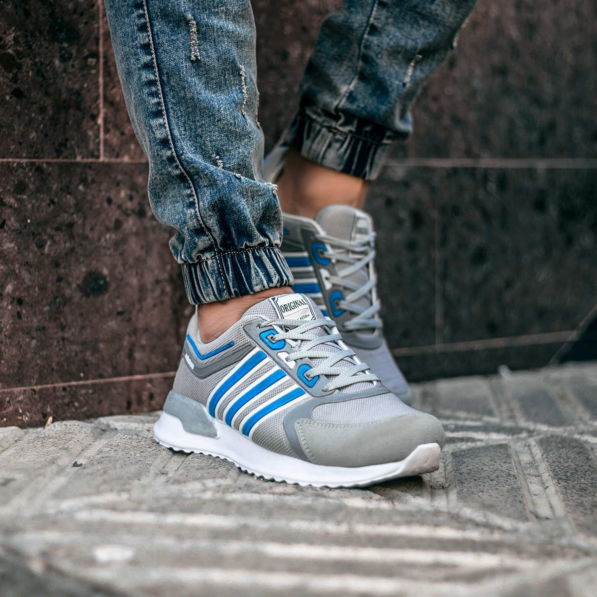 کفش ورزشی Adidas مردانه طوسی آبی مدل Hiden